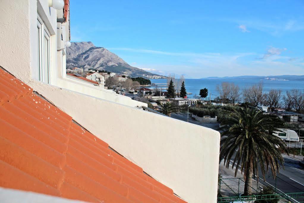 Hotel Pansion Begic à Omiš Extérieur photo