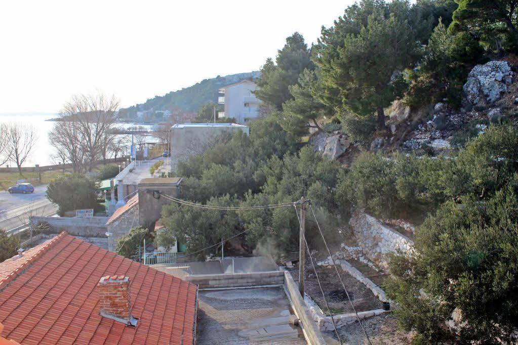 Hotel Pansion Begic à Omiš Extérieur photo